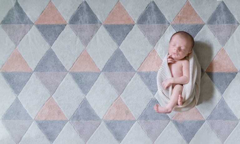 Séance photo de naissance photographe a domicile dans le Val d'oise